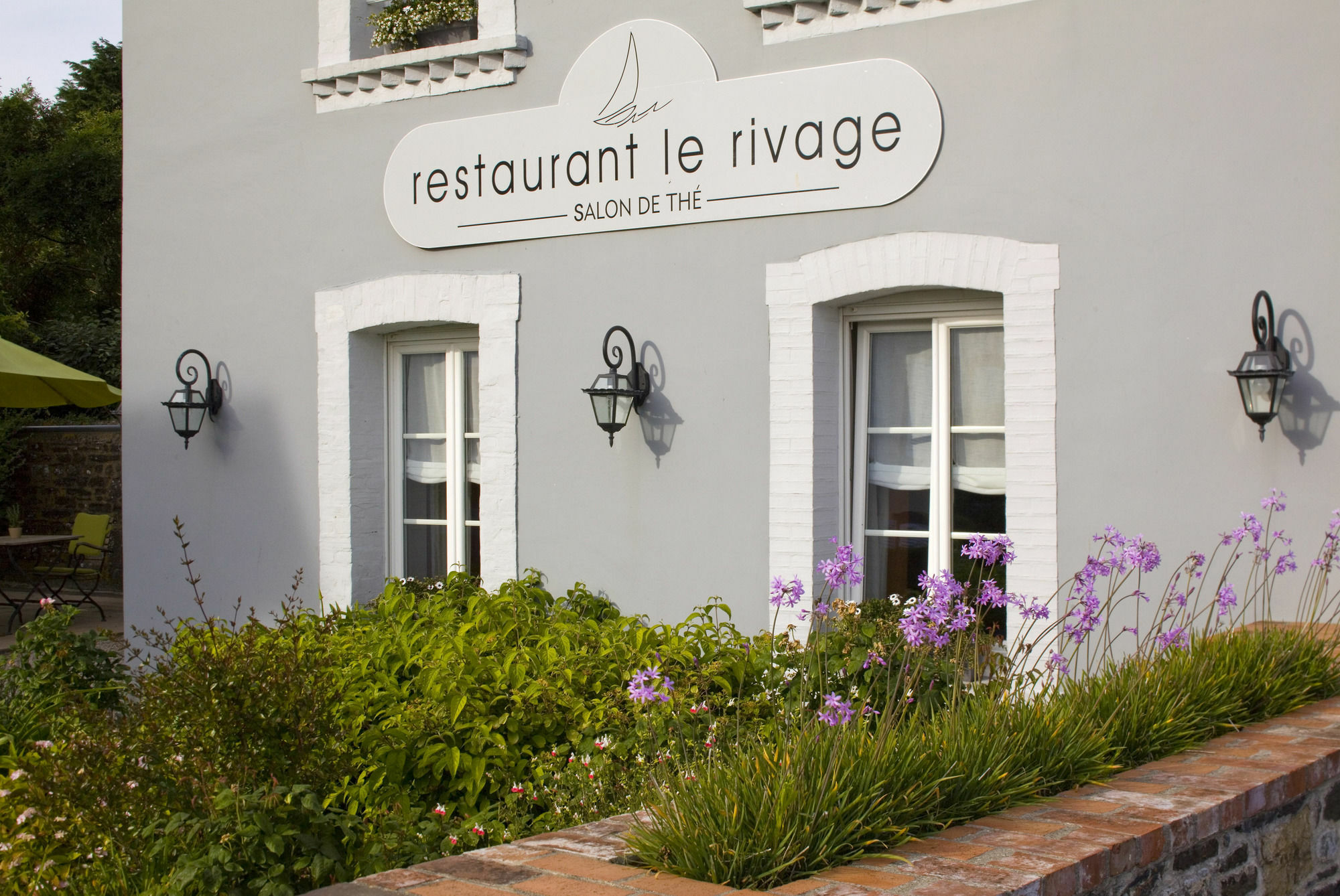Relais Du Silence Hotel Restaurant Les Ormes Barneville-Carteret Exterior photo